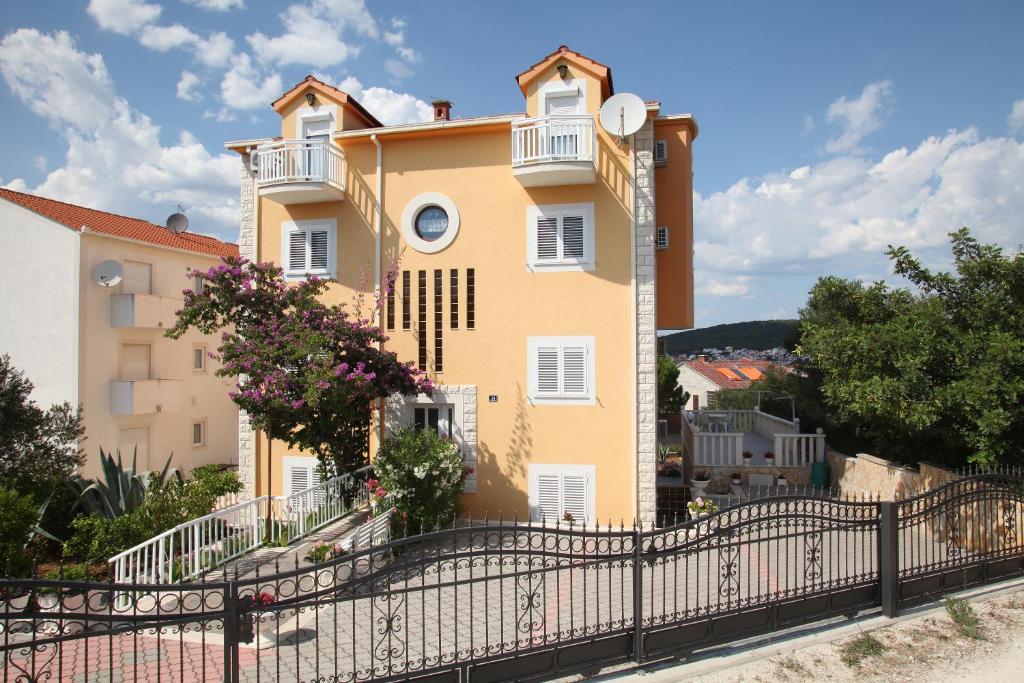 Villa Adriatic Trogir Buitenkant foto